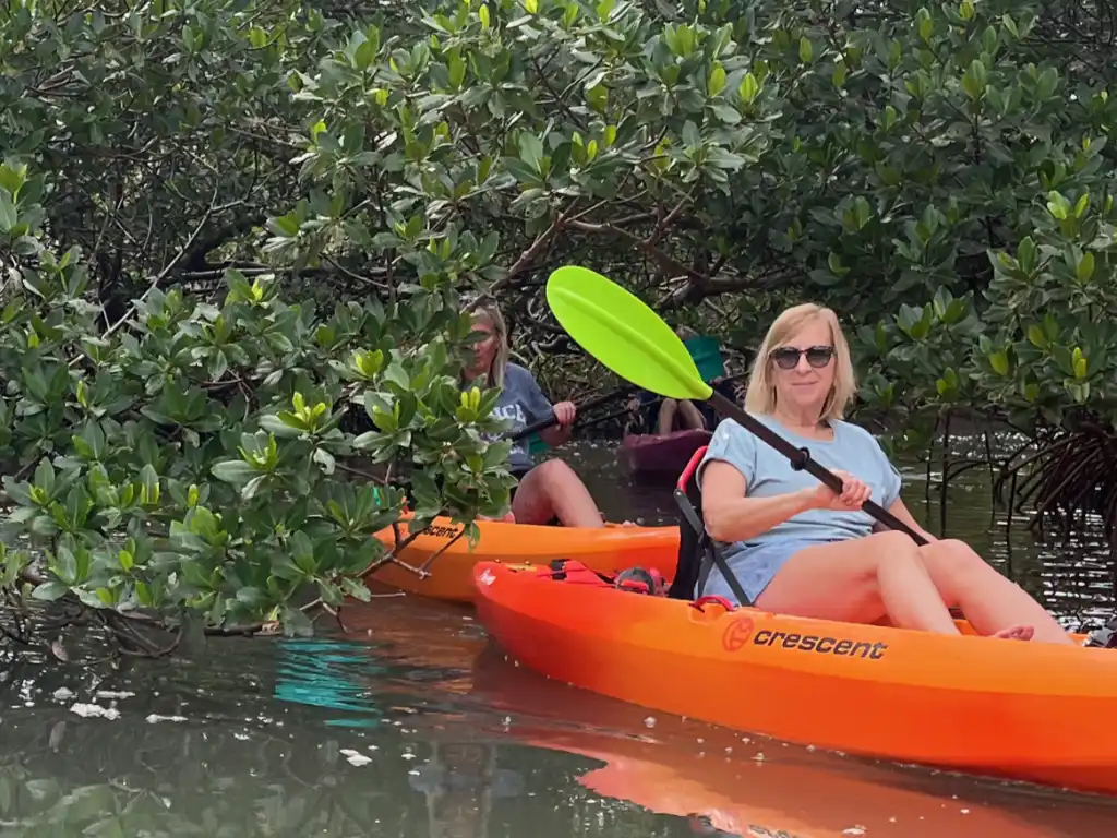 Carbon fiber paddle and kayak equipment on the water at Big Hickory Island